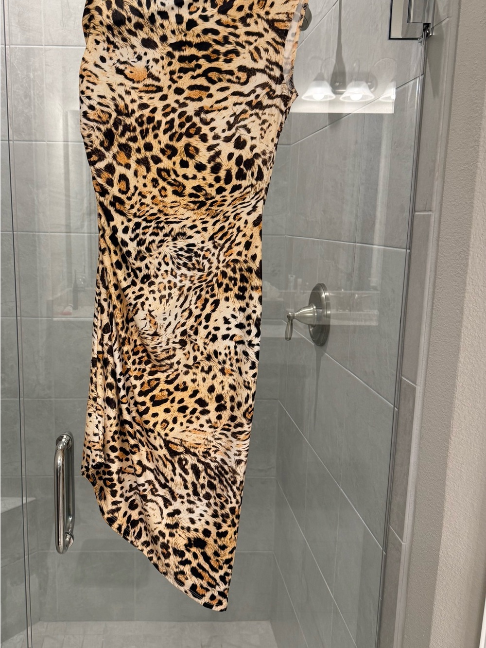 VENUS One-Shoulder Leopard Print Dress in Tan and Black